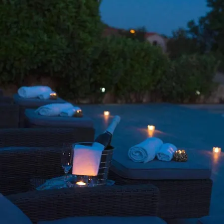 Three Bedroom With Private Pool Villa *