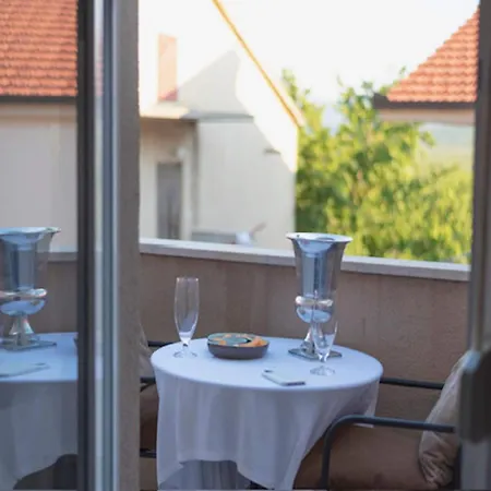 Three Bedroom With Private Pool * Ugljane