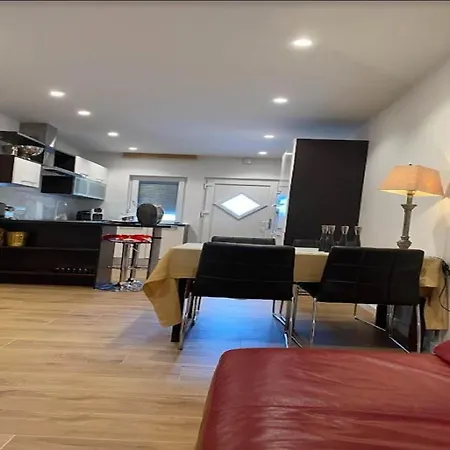 Three Bedroom With Private Pool *